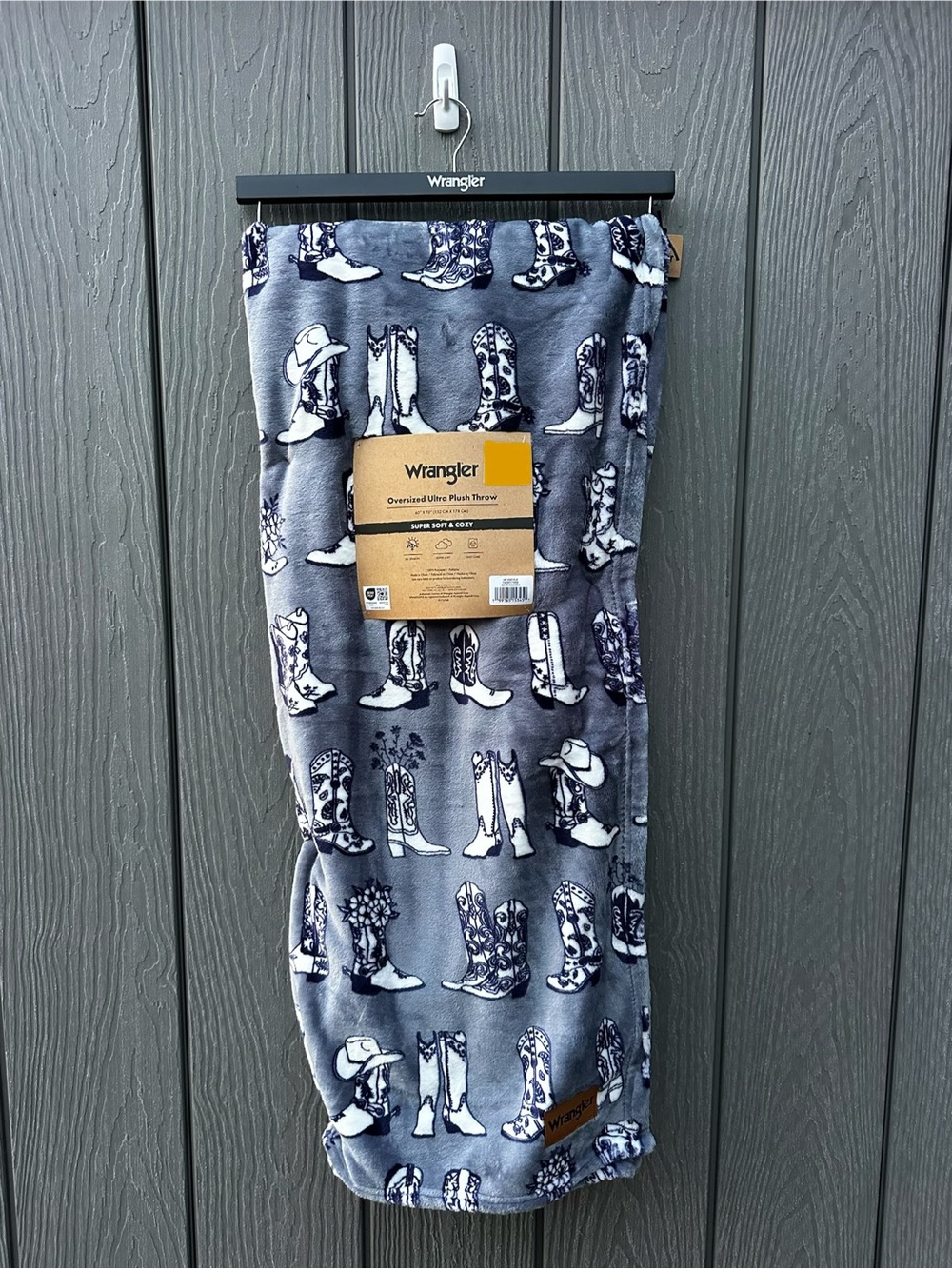 Line Dance Blue Cowboy Boots - Wrangler Plush Throw Blanket NWT